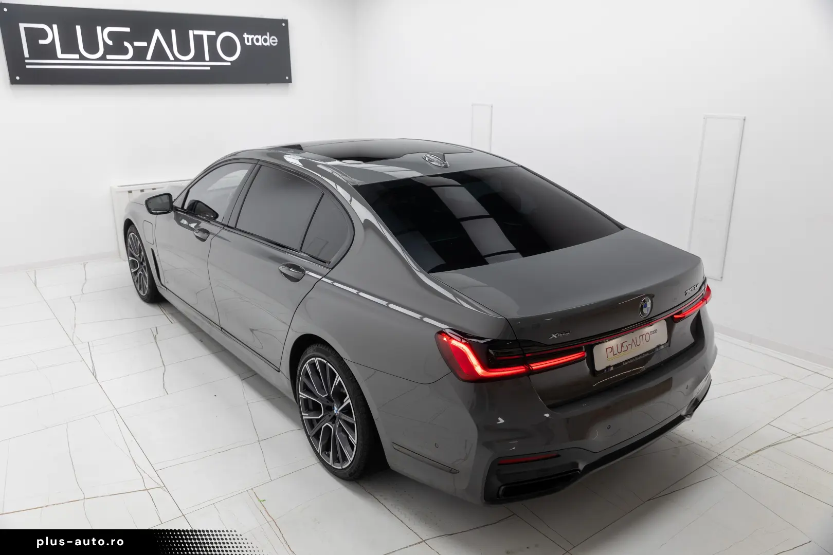 BMW 745 Le-xDrive-PlugIn Hybrid- Pachet M