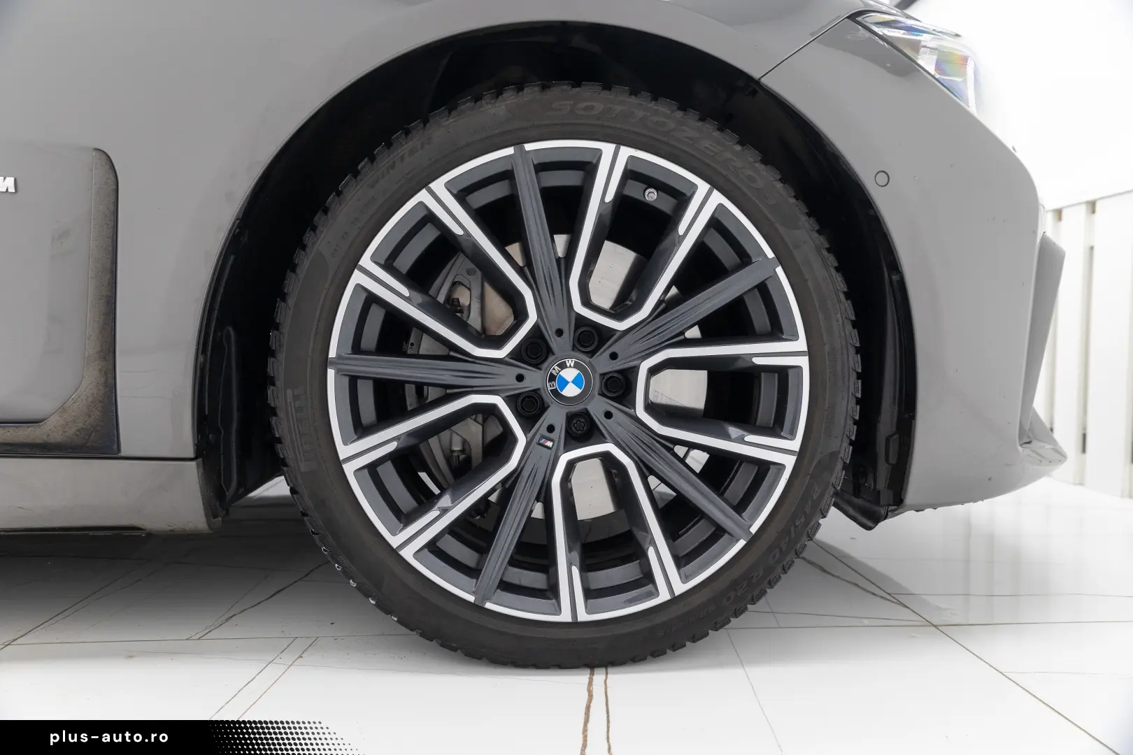 BMW 745 Le-xDrive-PlugIn Hybrid- Pachet M