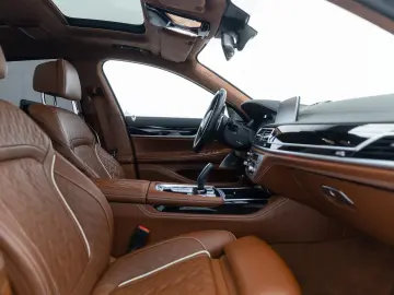 BMW 745 Le-xDrive-PlugIn Hybrid- Pachet M