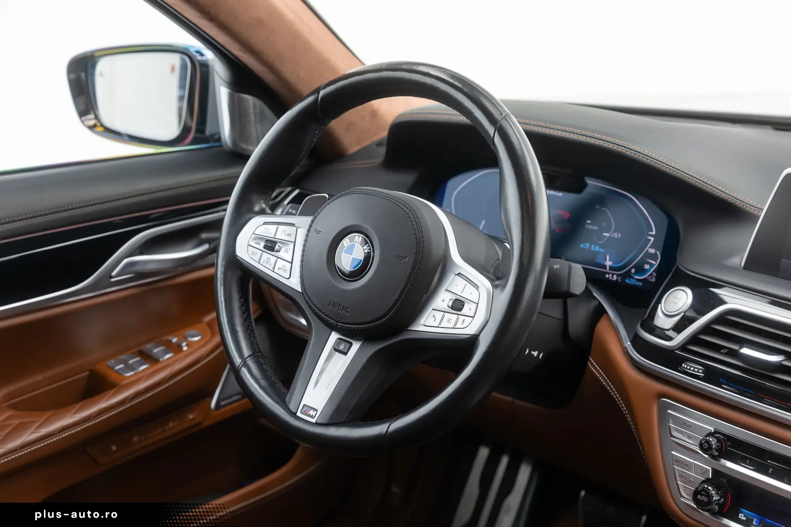 BMW 745 Le-xDrive-PlugIn Hybrid- Pachet M