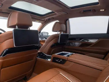 BMW 745 Le-xDrive-PlugIn Hybrid- Pachet M