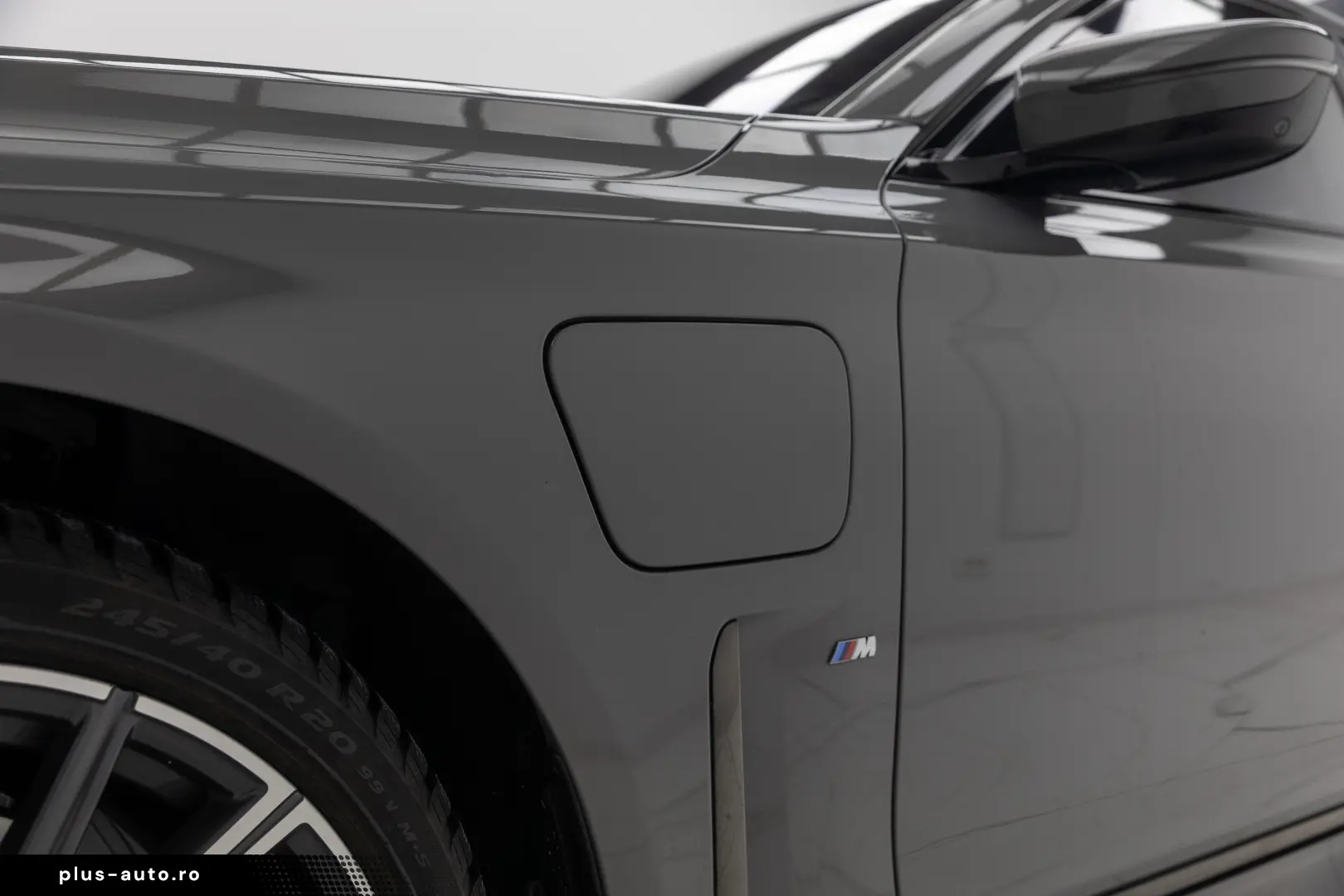 BMW 745 Le-xDrive-PlugIn Hybrid- Pachet M