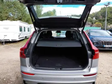 VOLVO XC 60 T6 AWD Plus Dark Plug-In