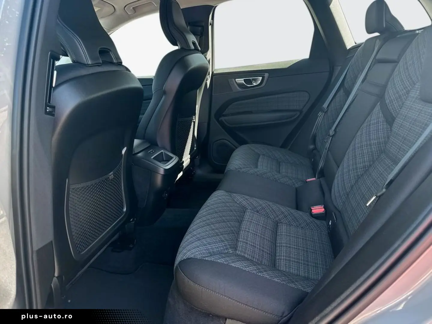 VOLVO XC60 B5 B AWD Core