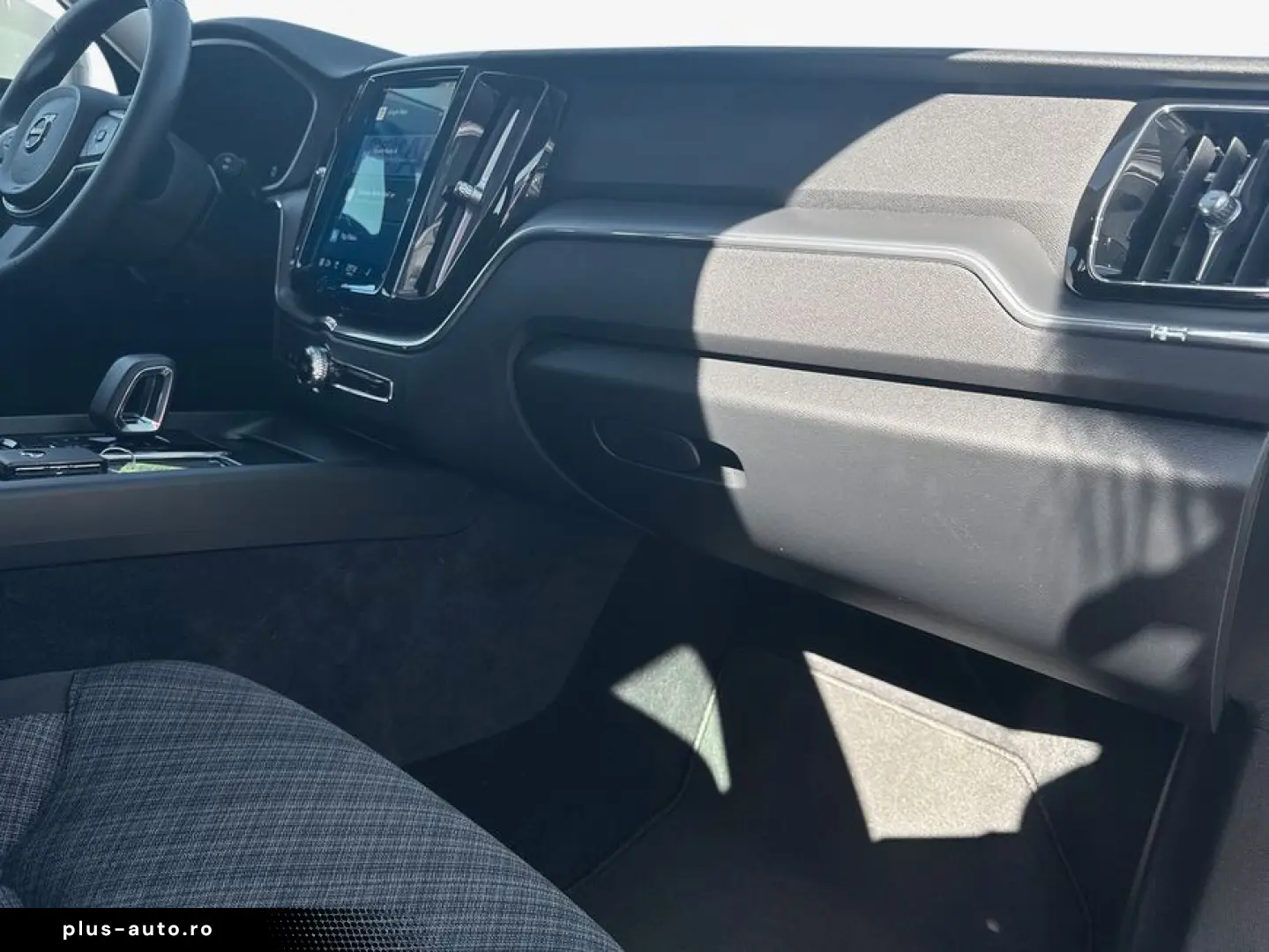 VOLVO XC60 B5 B AWD Core