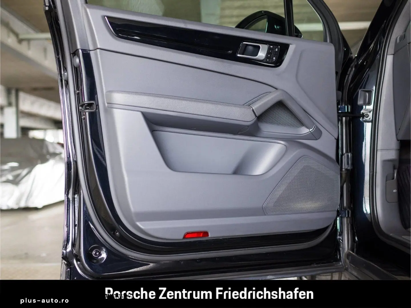 PORSCHE Cayenne E-Hybrid Sport