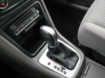 SEAT Alhambra Style 1 4 TSI DSG AHK 7-SITZER PANO BT