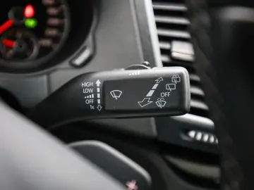 SEAT Alhambra Style 1 4 TSI DSG AHK 7-SITZER PANO BT