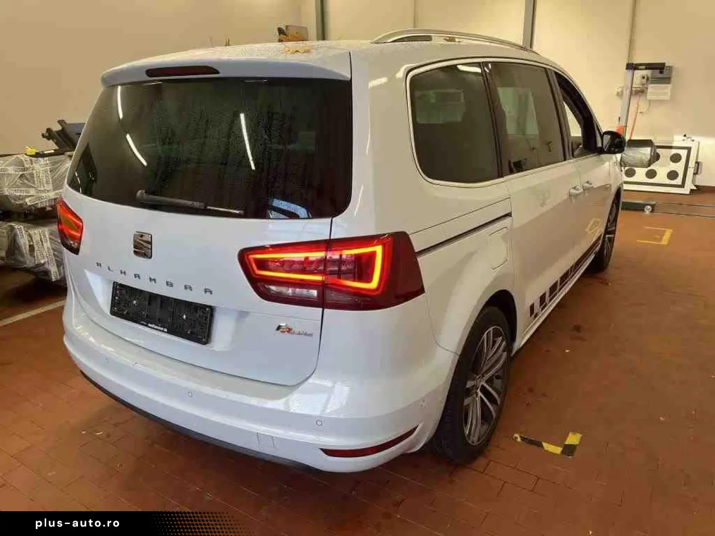 SEAT Alhambra 1.4 TSI DSG FR 7SITZER AHK STDHZG ACC