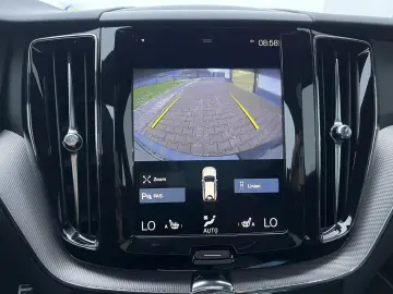 VOLVO XC60 R Design  P.Dach Leder Navi LED