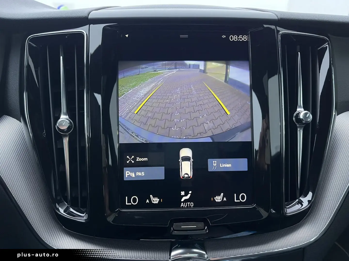 VOLVO XC60 R Design  P.Dach Leder Navi LED