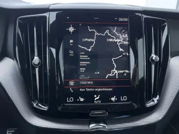 VOLVO XC60 R Design  P.Dach Leder Navi LED