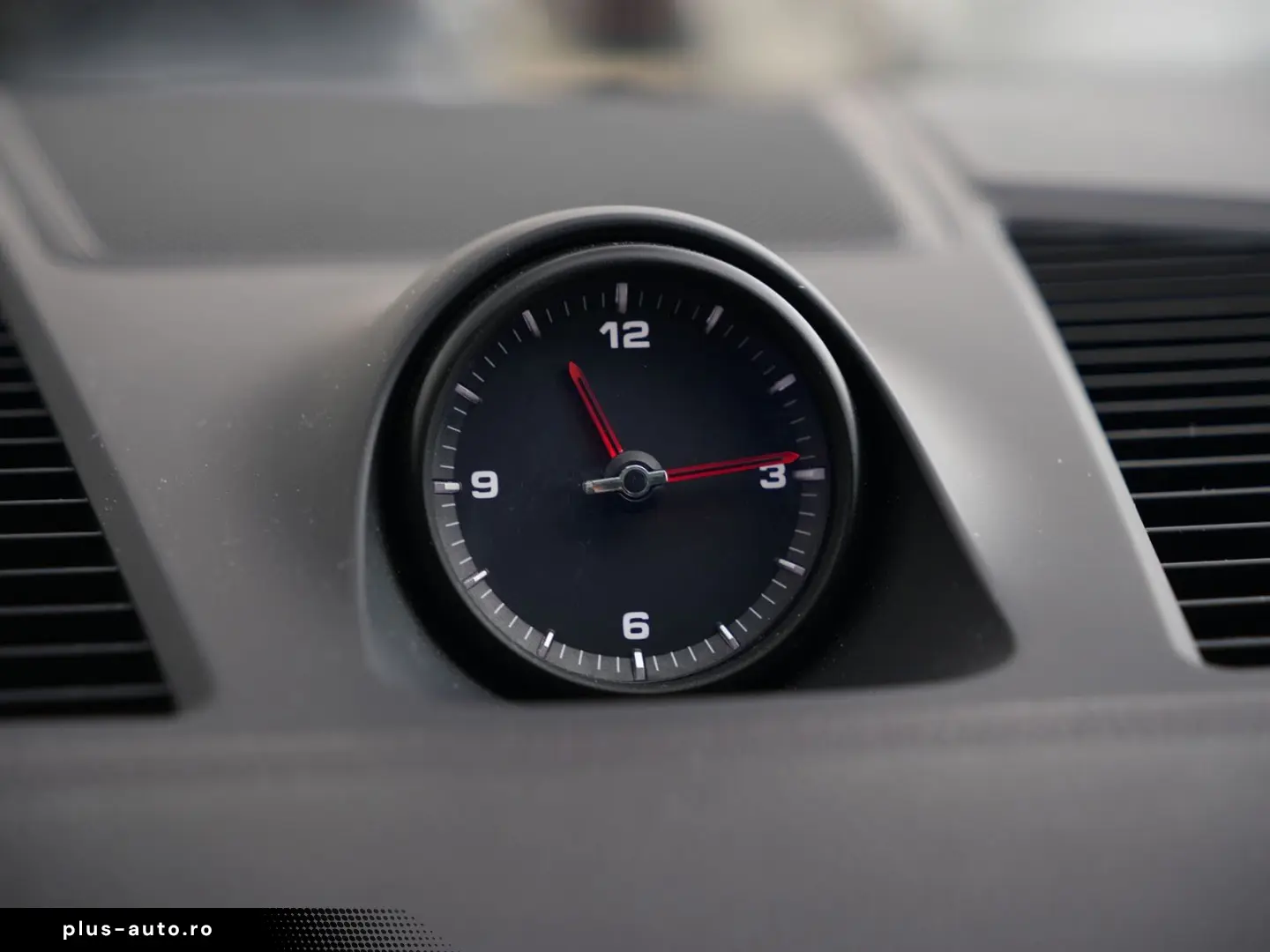 PORSCHE CAYENNE PLATINUM-LUFTF-PANO-HUD-MATRIX-BOSE-21RS