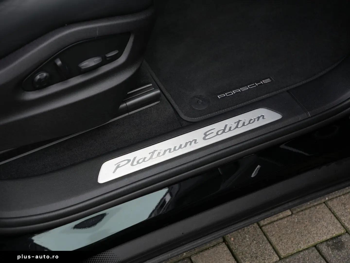 PORSCHE CAYENNE PLATINUM-LUFTF-PANO-HUD-MATRIX-BOSE-21RS