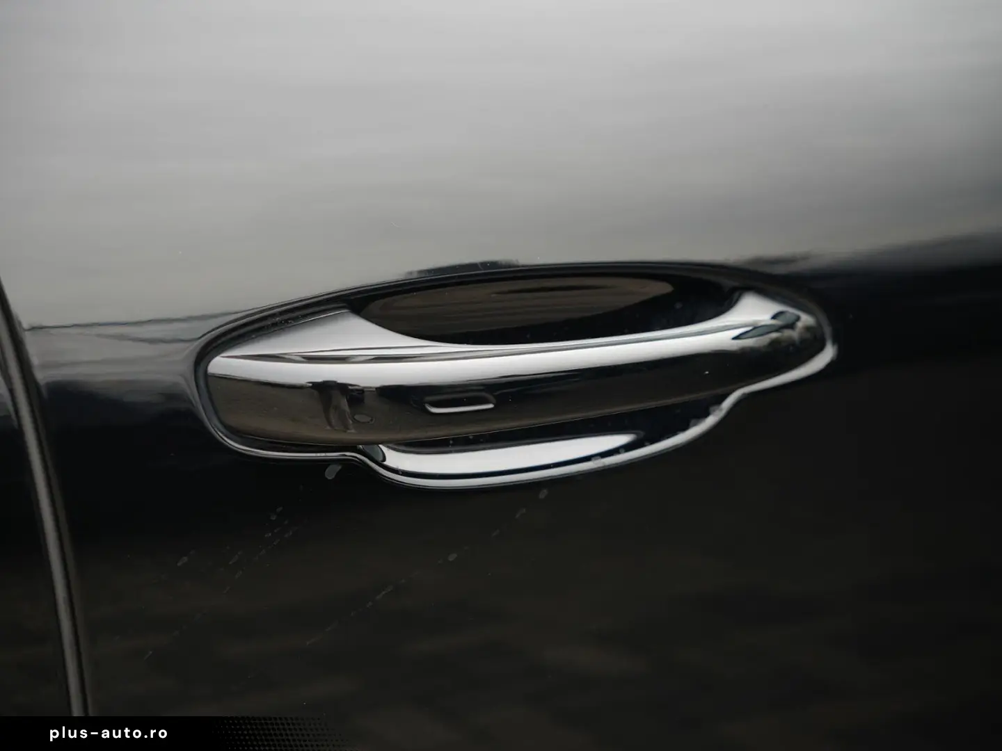 PORSCHE CAYENNE PLATINUM-LUFTF-PANO-HUD-MATRIX-BOSE-21RS