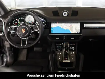 PORSCHE Cayenne E-Hy Massage Ventilation SoftClose 360 Bose