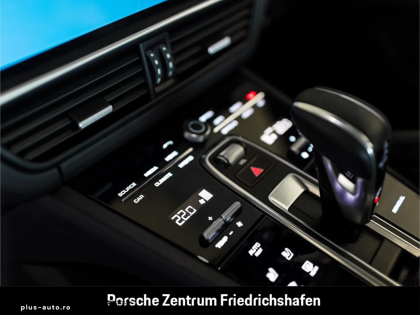 PORSCHE Cayenne E-Hy Massage Ventilation SoftClose 360 Bose