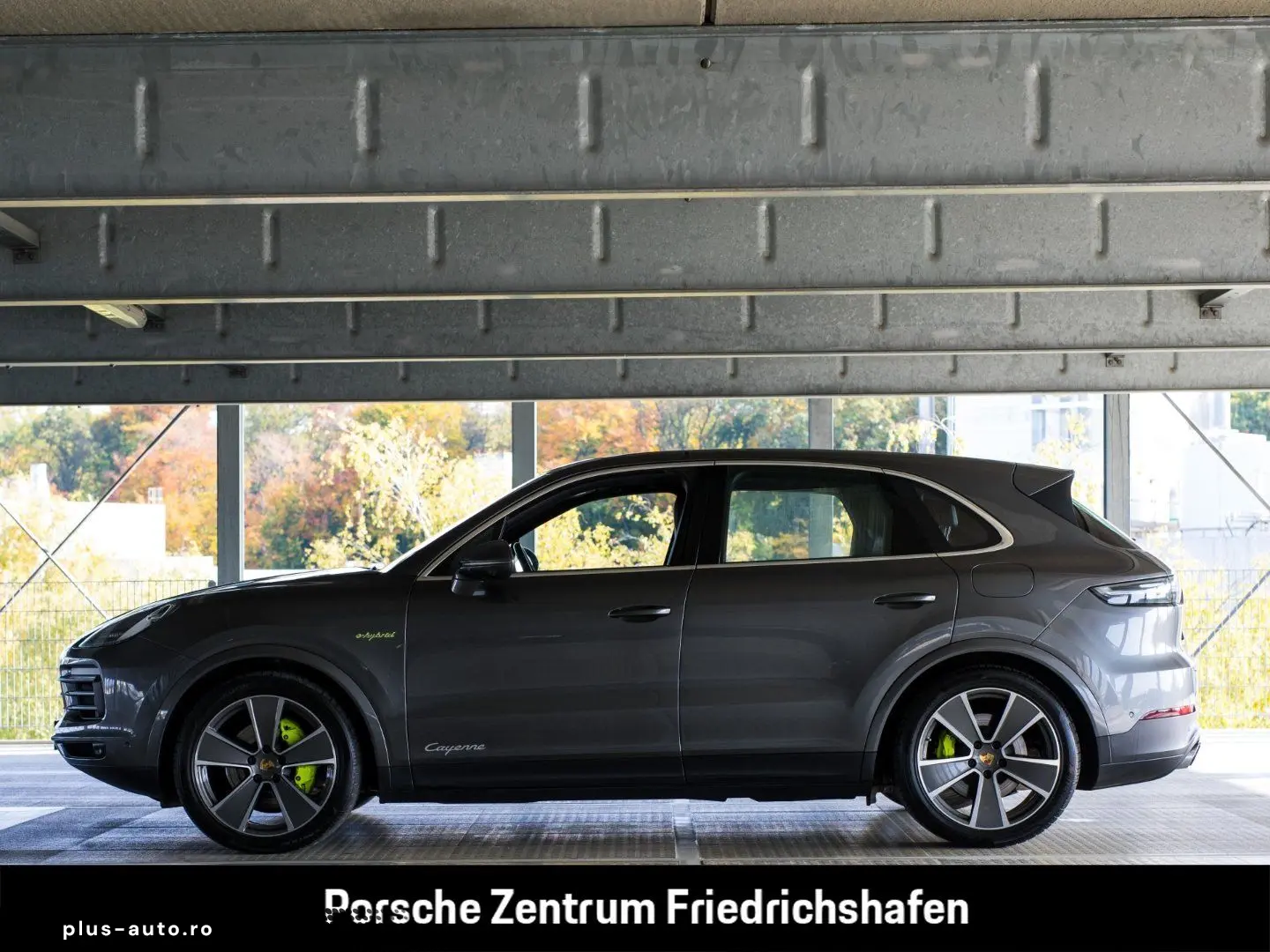 PORSCHE Cayenne E-Hy Massage Ventilation SoftClose 360 Bose