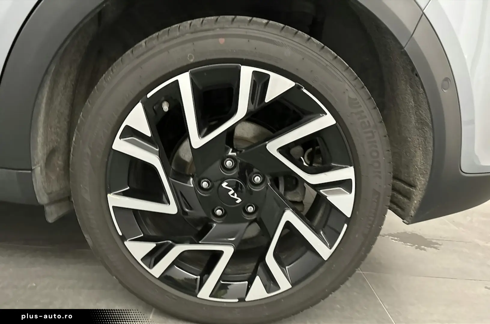 KIA XCEED 141 CP - PLUG-IN HYBRID – PLATINUM – FACELIFT