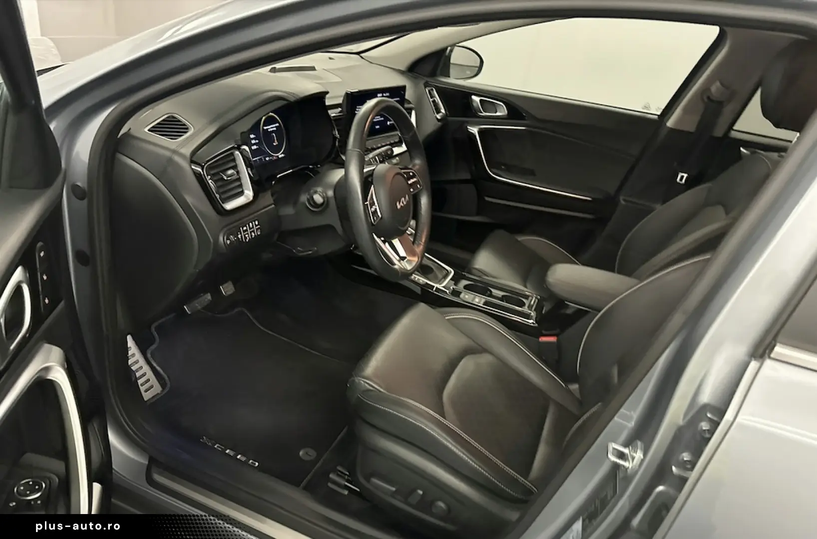 KIA XCEED 141 CP - PLUG-IN HYBRID – PLATINUM – FACELIFT