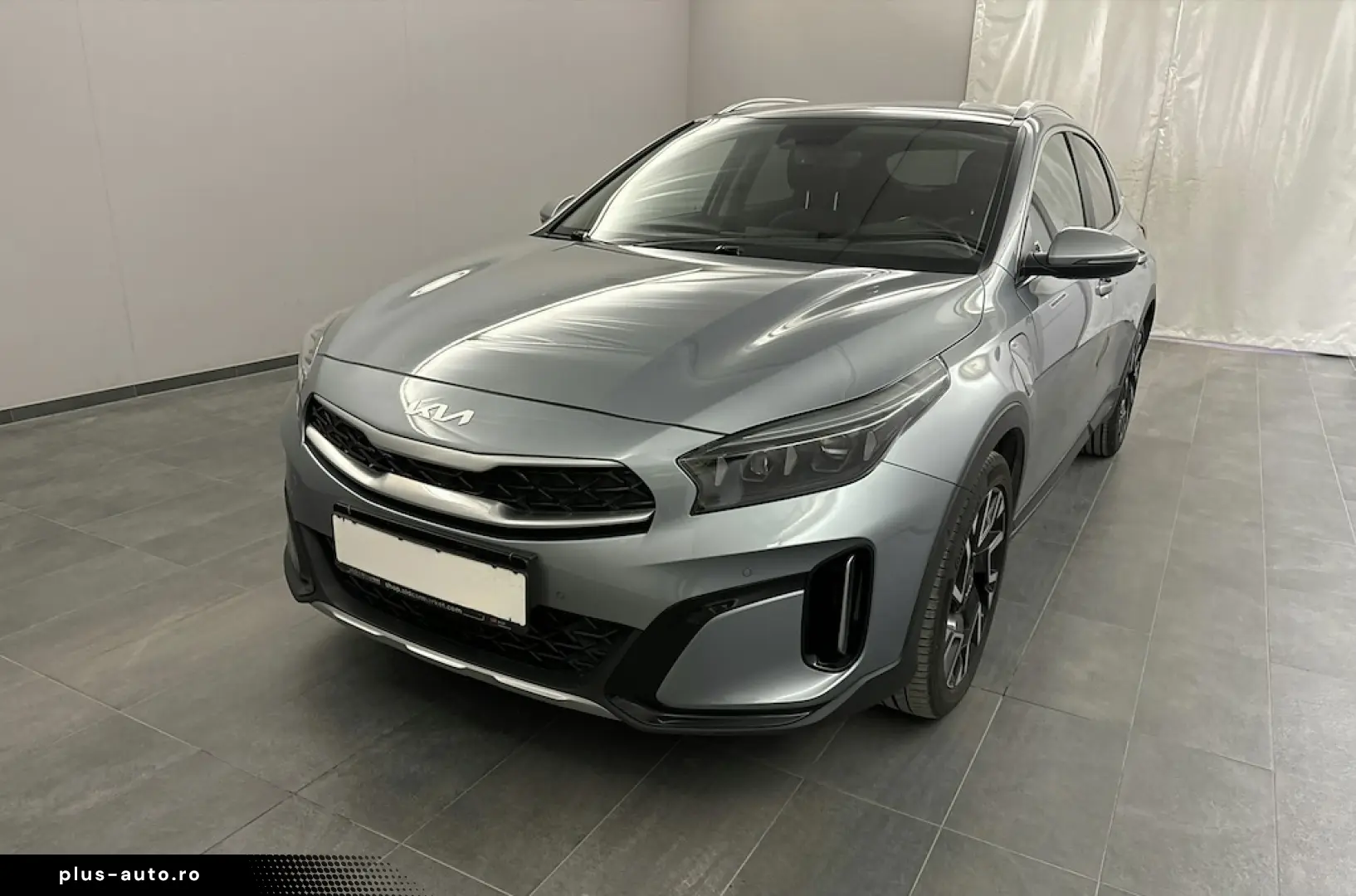 KIA XCEED 141 CP - PLUG-IN HYBRID – PLATINUM – FACELIFT