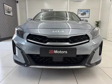 KIA XCEED 141 CP - PLUG-IN HYBRID – PLATINUM – FACELIFT