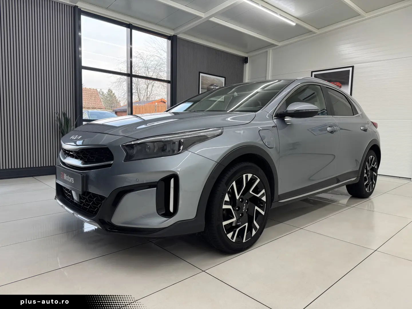 KIA XCEED 141 CP - PLUG-IN HYBRID – PLATINUM – FACELIFT