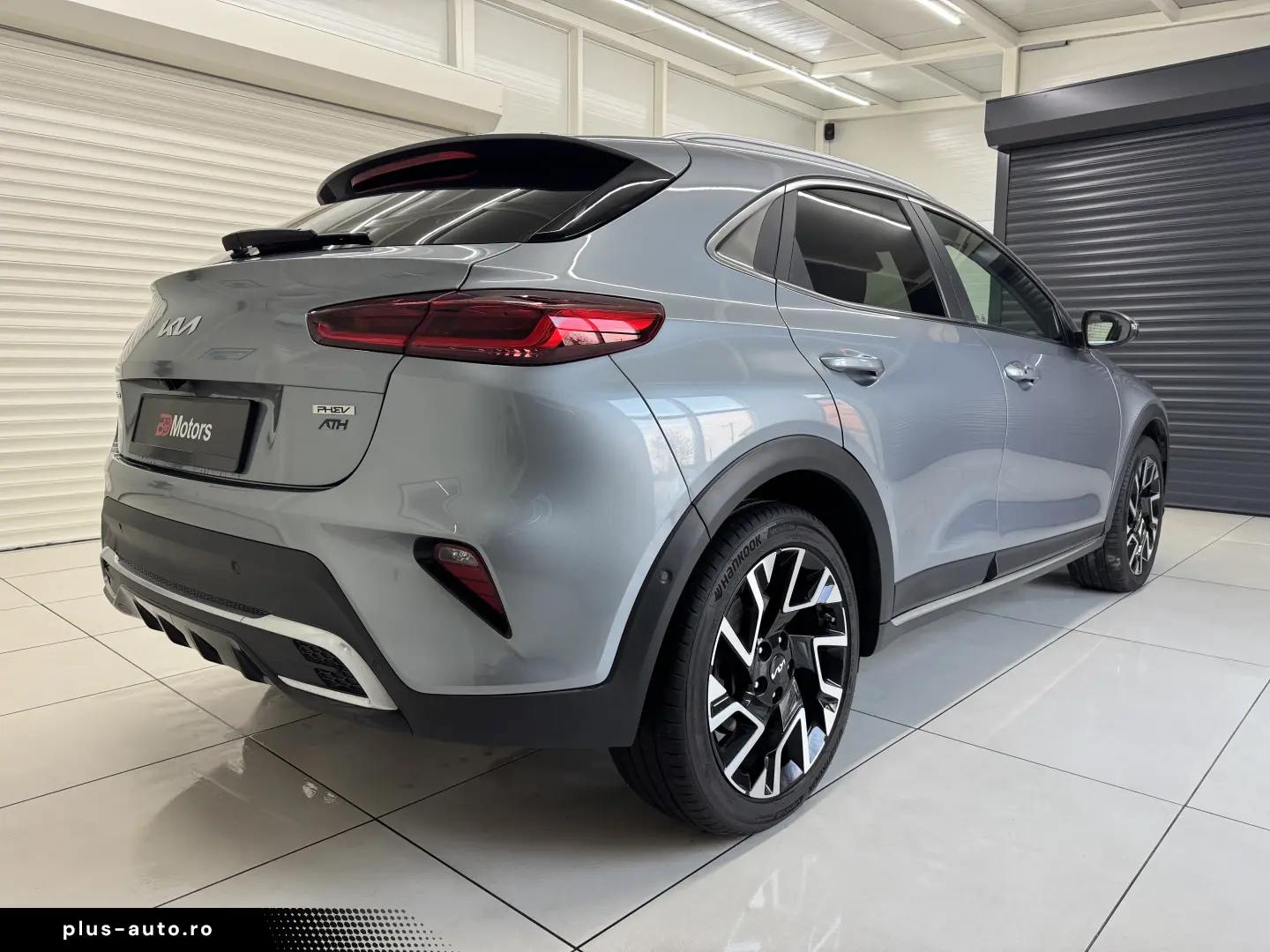 KIA XCEED 141 CP - PLUG-IN HYBRID – PLATINUM – FACELIFT