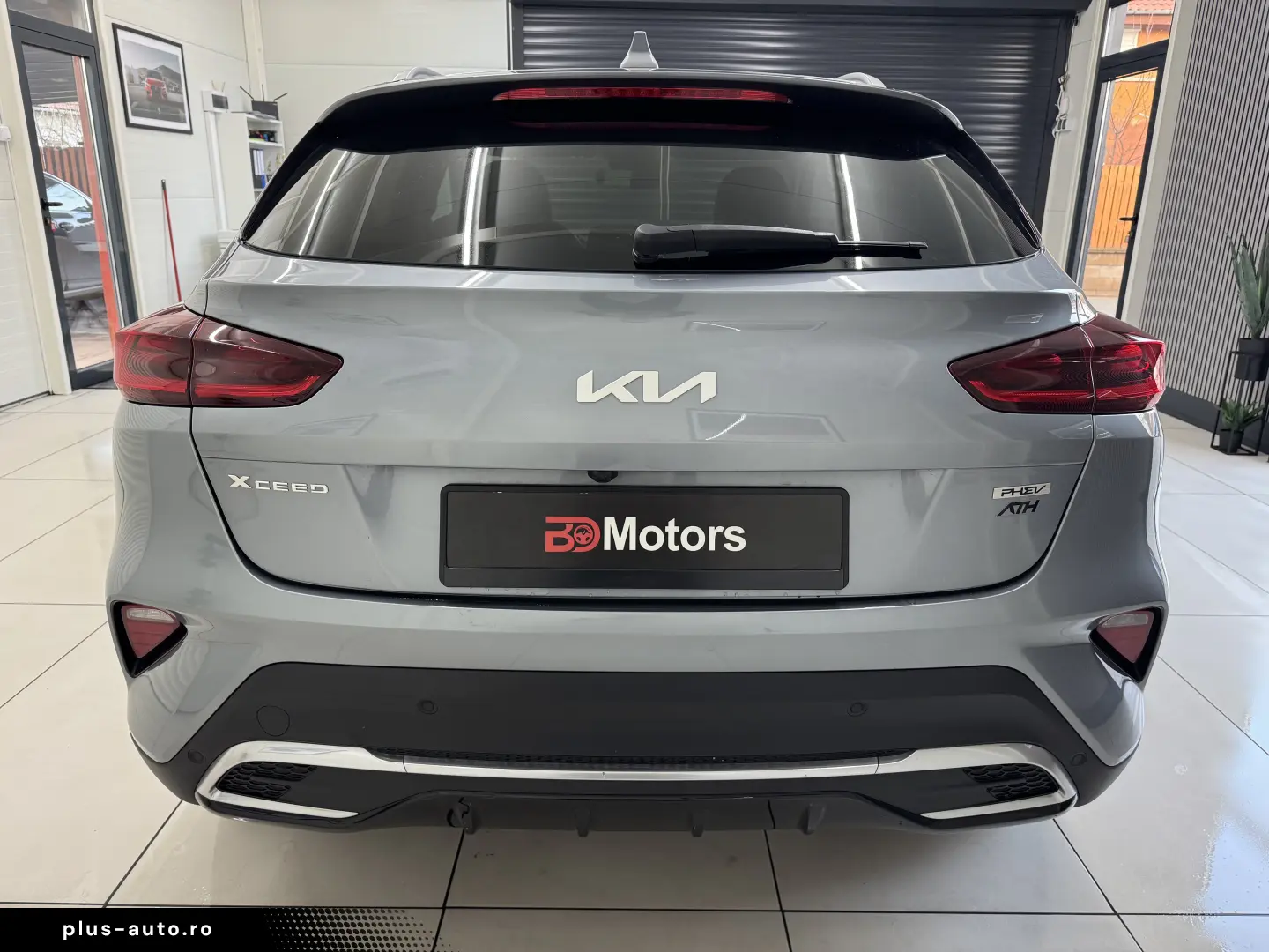 KIA XCEED 141 CP - PLUG-IN HYBRID – PLATINUM – FACELIFT
