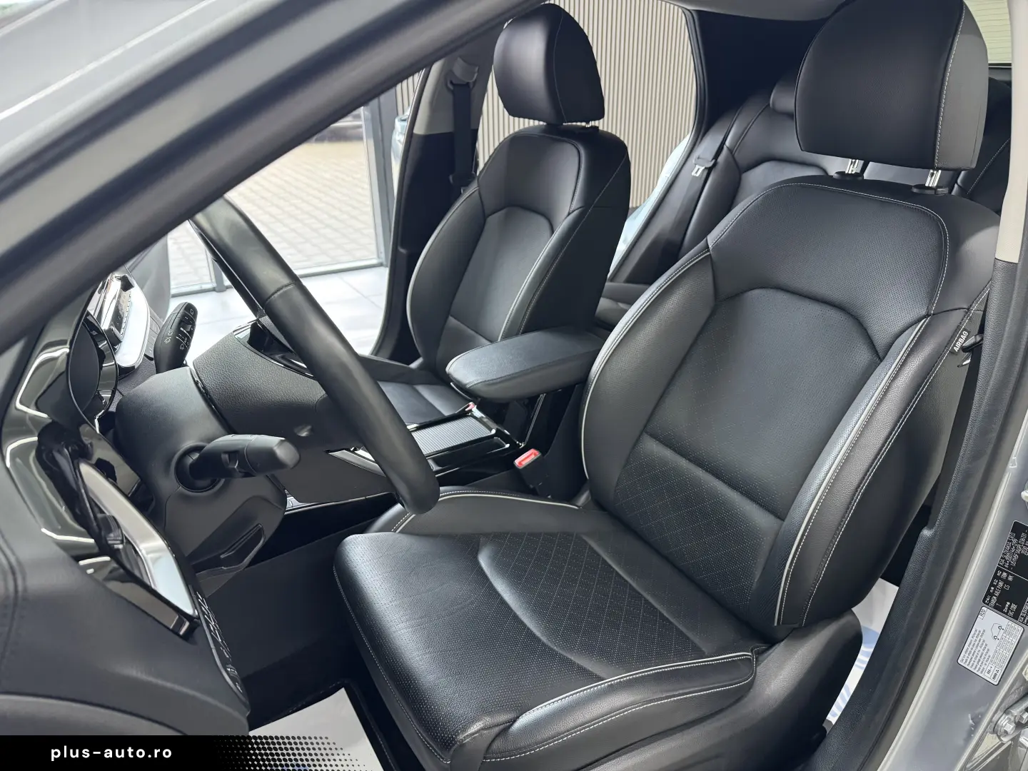 KIA XCEED 141 CP - PLUG-IN HYBRID – PLATINUM – FACELIFT