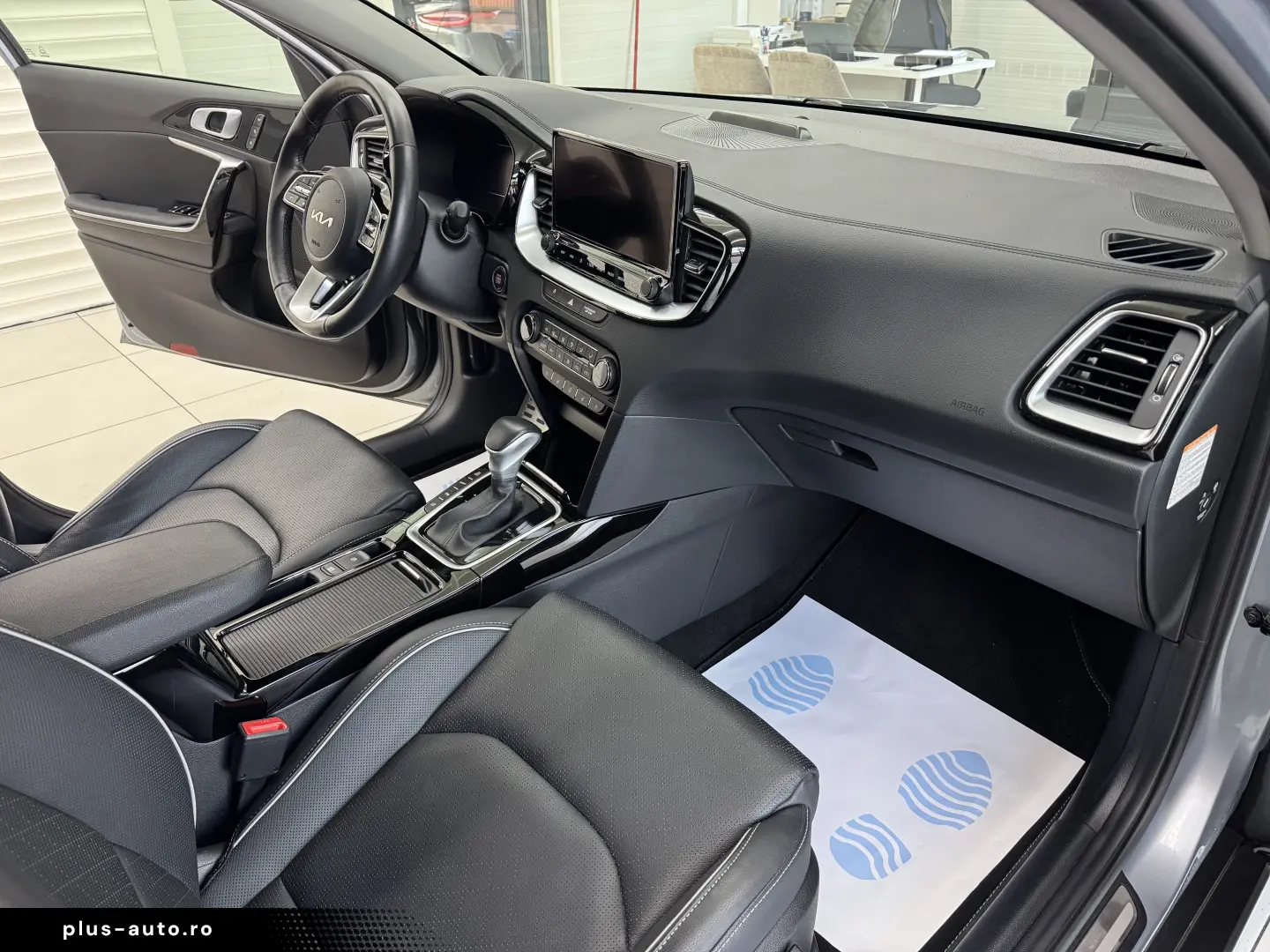 KIA XCEED 141 CP - PLUG-IN HYBRID – PLATINUM – FACELIFT