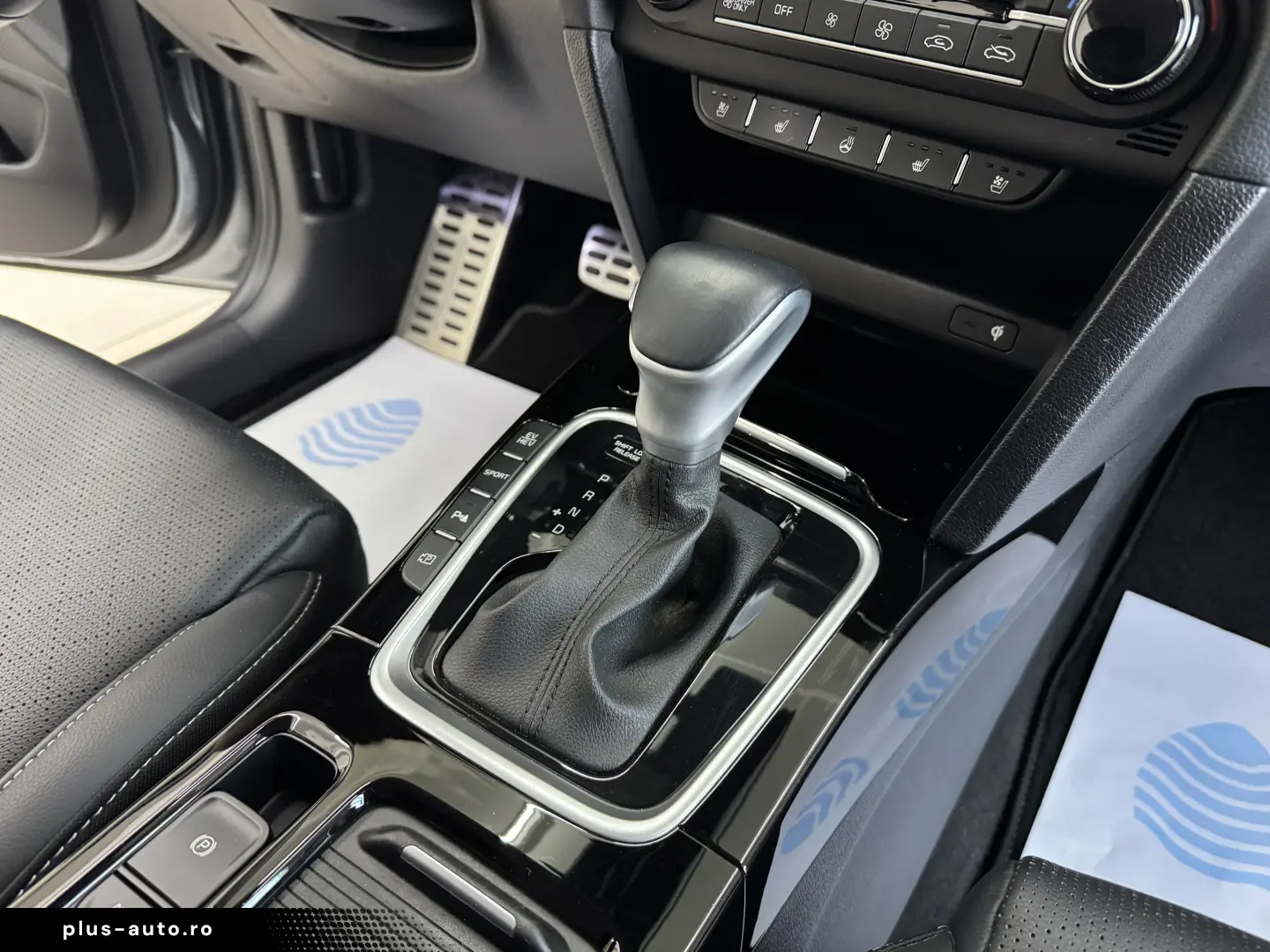 KIA XCEED 141 CP - PLUG-IN HYBRID – PLATINUM – FACELIFT