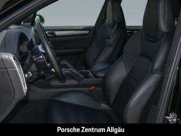 PORSCHE Cayenne S Platinum Edition InnoDrive LED-Matrix