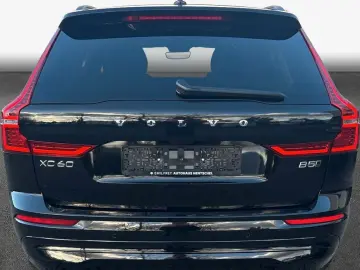 VOLVO XC60 B5 B AWD Core