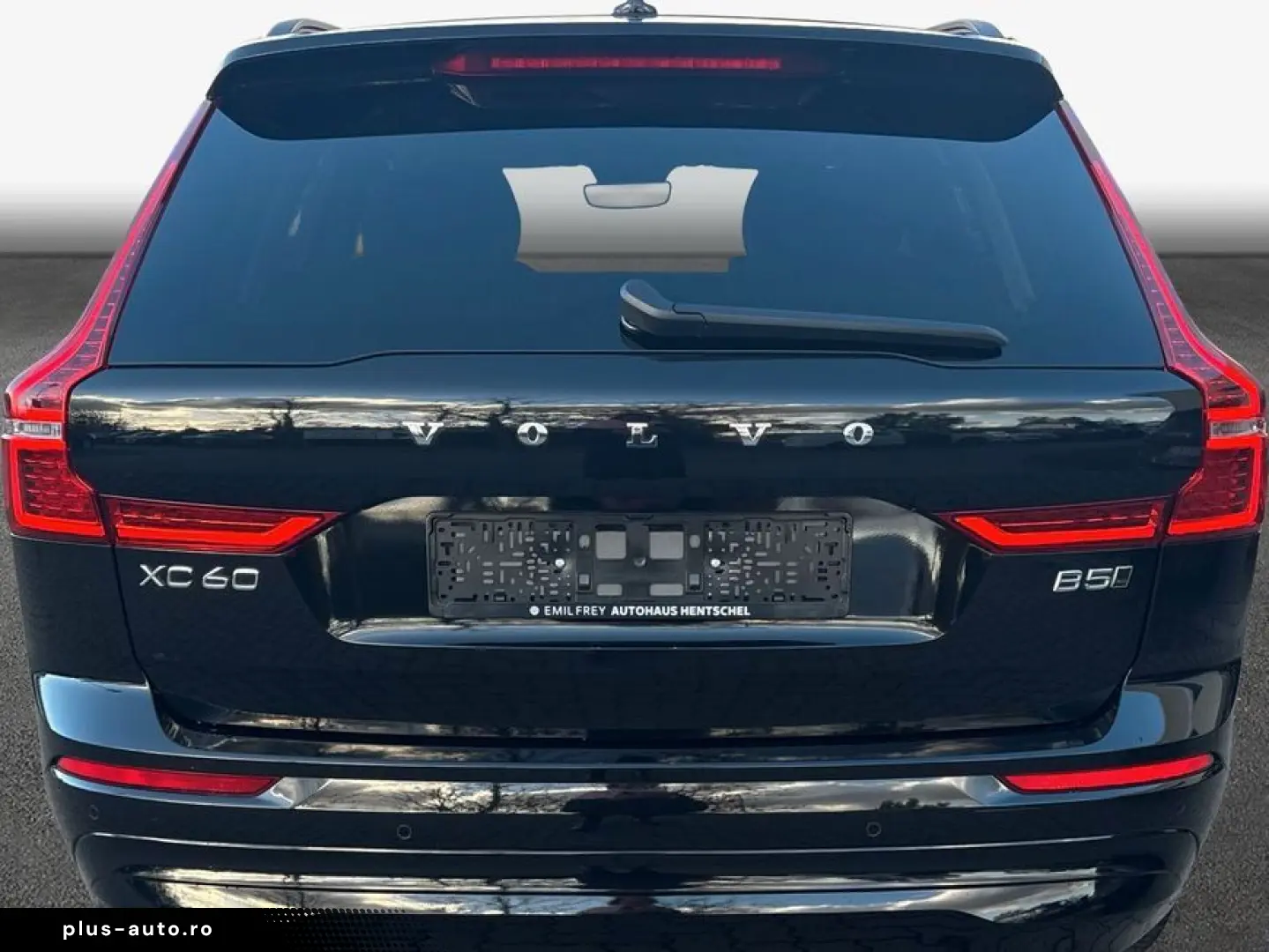 VOLVO XC60 B5 B AWD Core