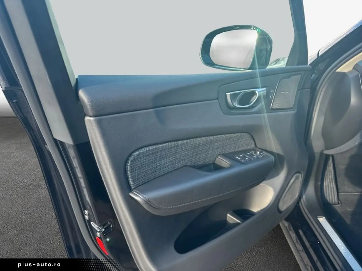 VOLVO XC60 B5 B AWD Core