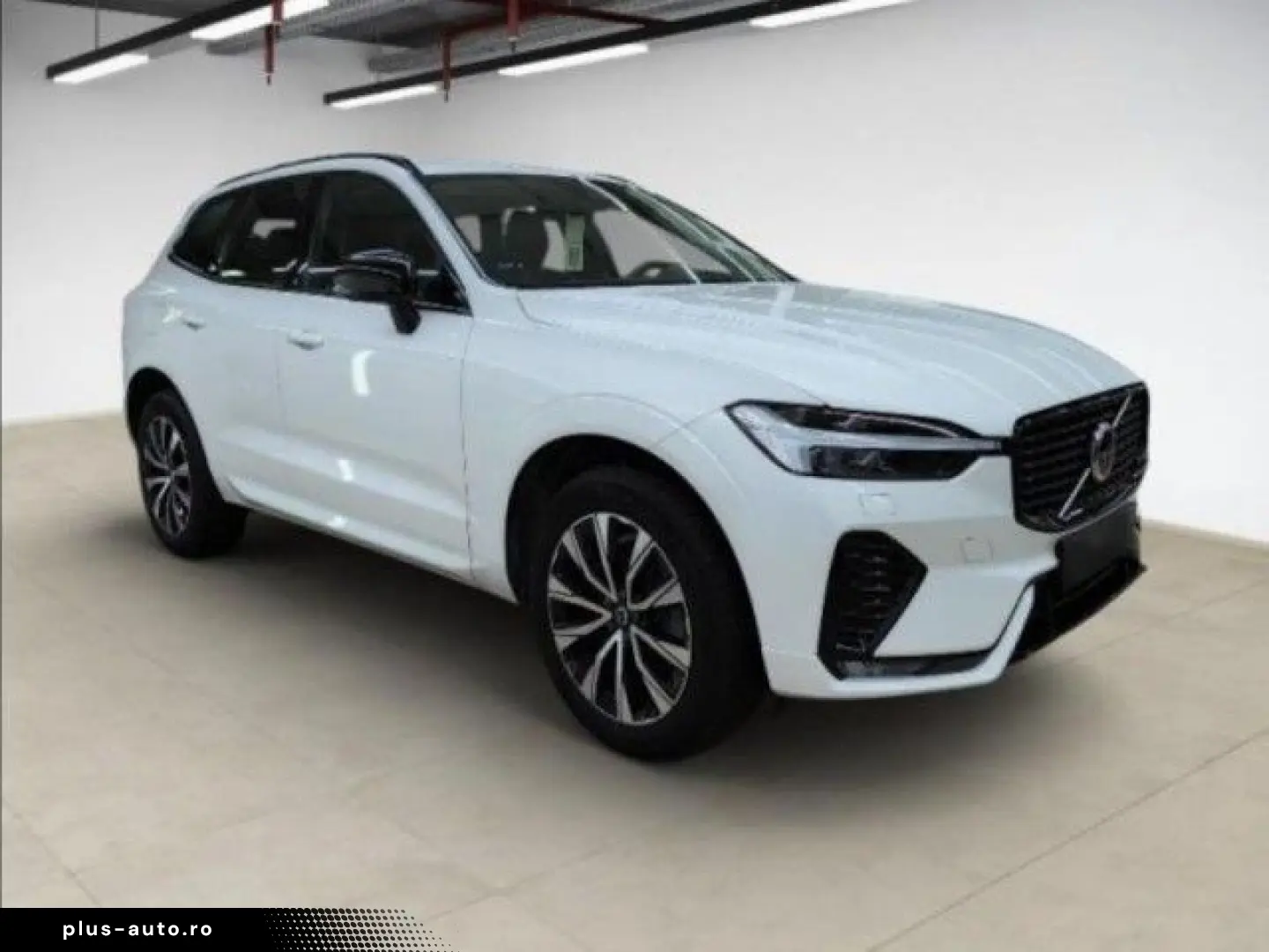 VOLVO XC60 B4 Plus Dark AWD