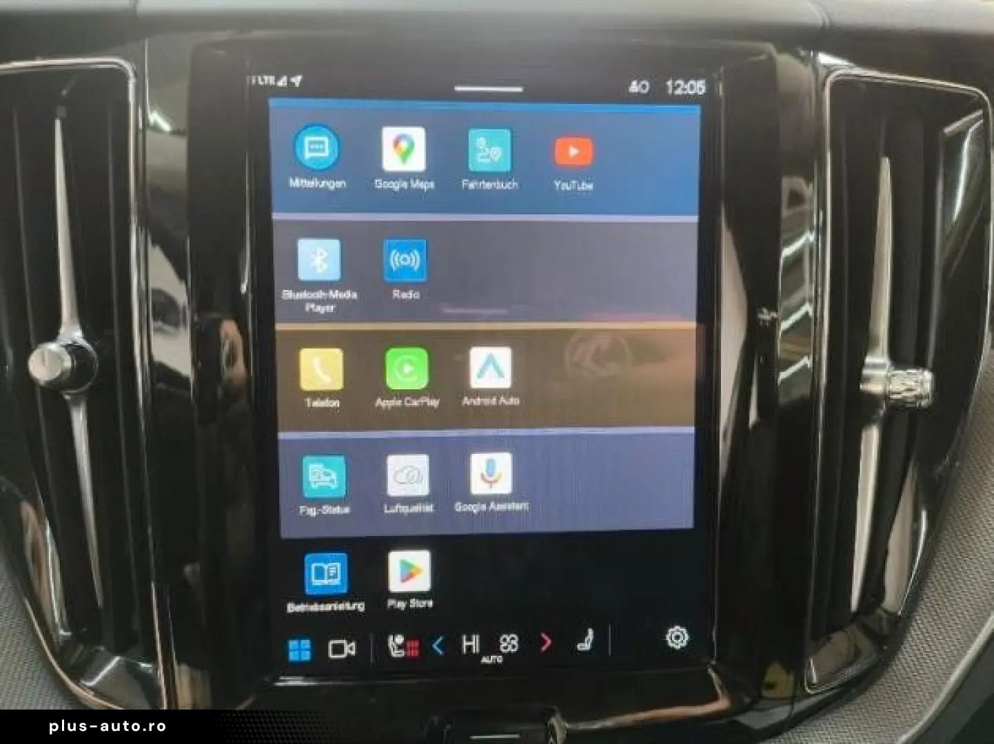 VOLVO XC60 Plus Dark AWD