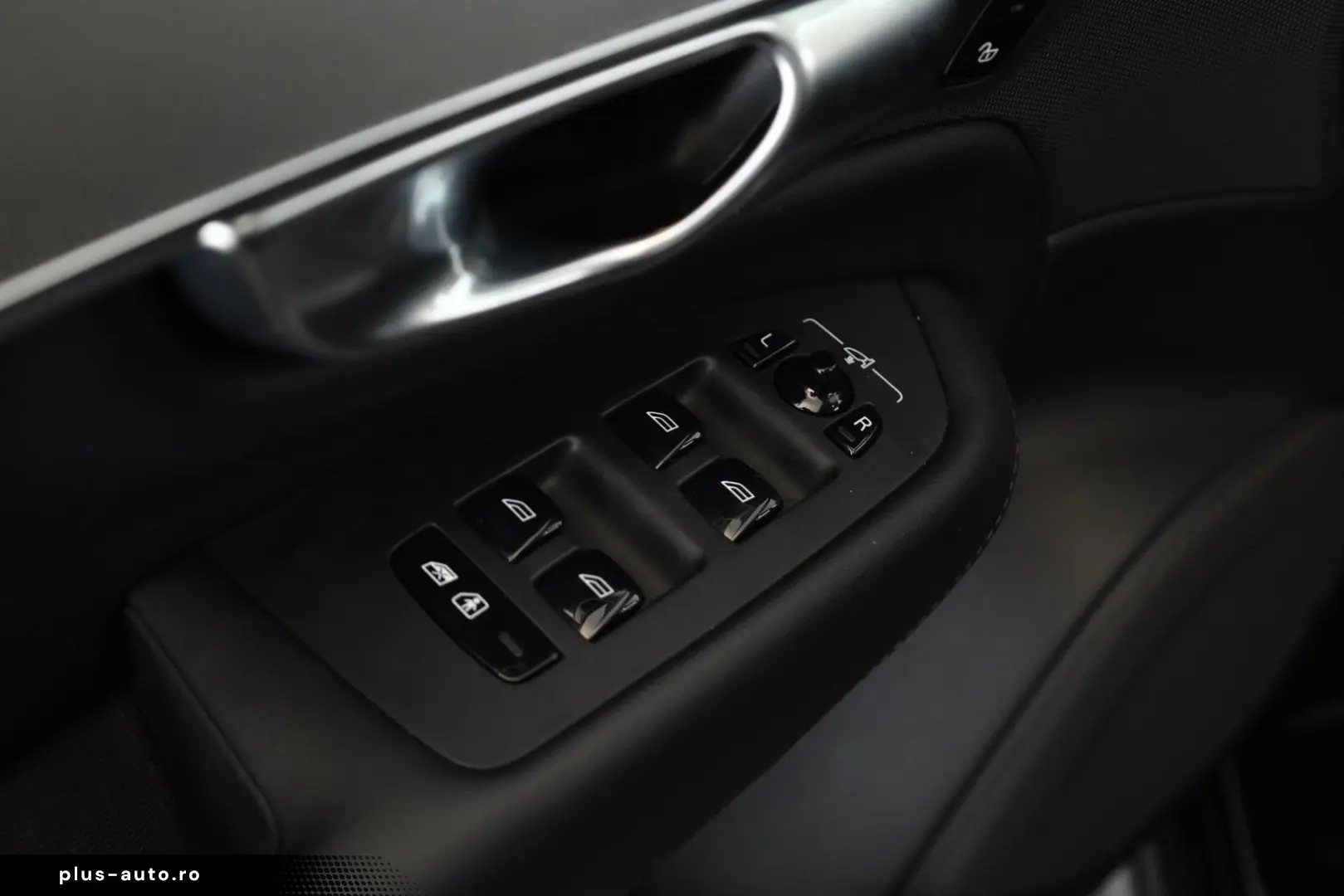 VOLVO XC90 B5 AWD Core 7locuri