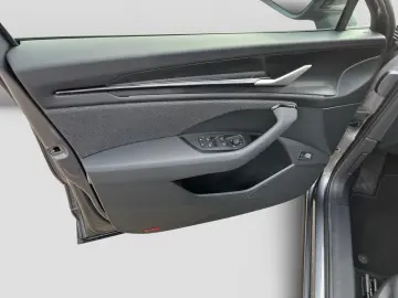 SKODA Kodiaq 2.0TDI DSG 4x4 Selection LED Nav Pano ACC