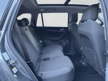 SKODA Kodiaq 2.0 TDI DSG SELECTION PANO HuD MATRIX ASS