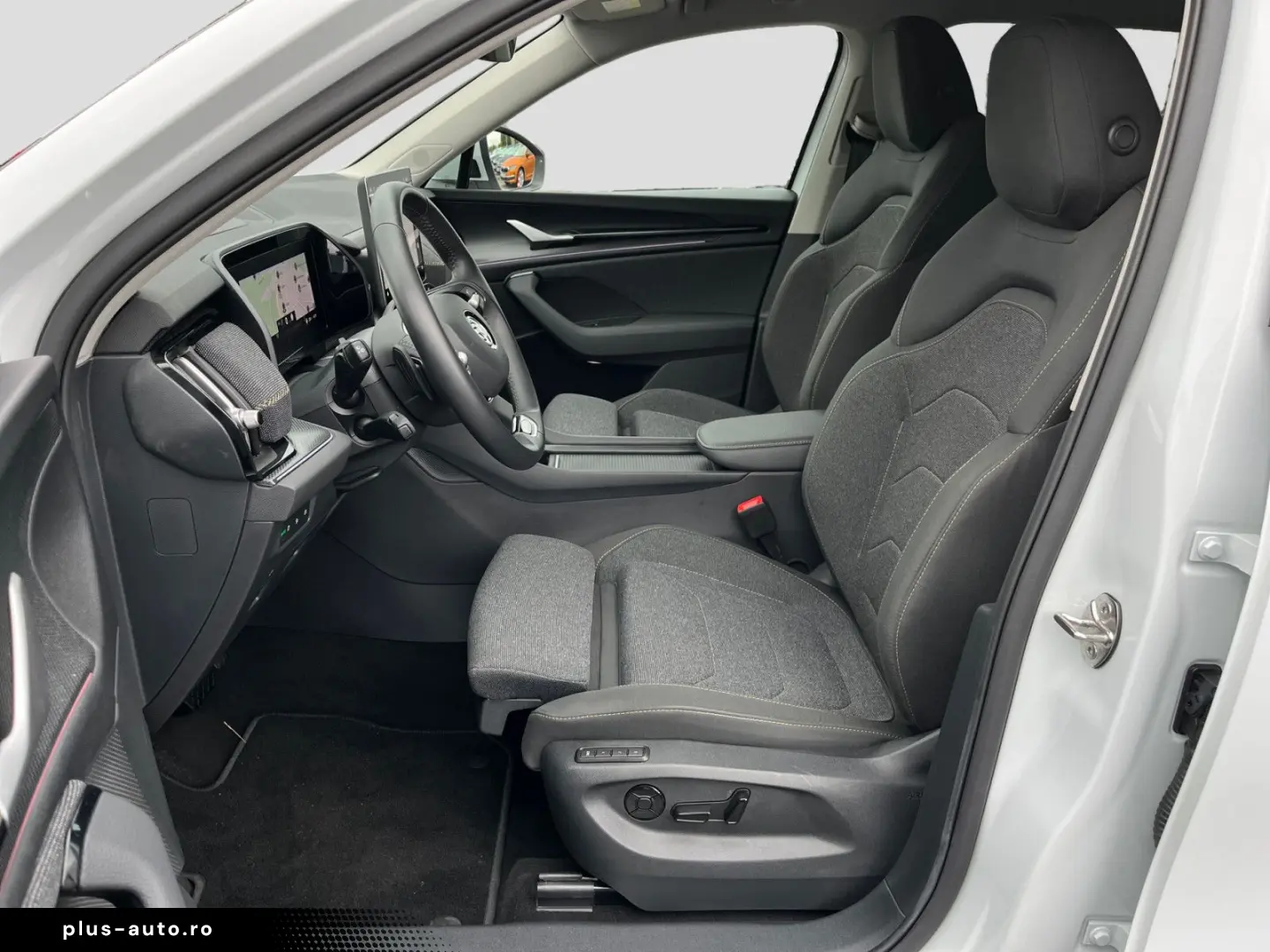 SKODA Kodiaq 2.0TDI DSG 4x4 Selection AHK Navi LED ACC