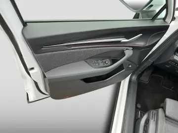 SKODA Kodiaq 2.0TDI DSG 4x4 Selection AHK Navi LED ACC