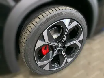 SKODA Kodiaq 2.0 TSI DSG 4x4 RS 360  ACC HUD PANO NAVI