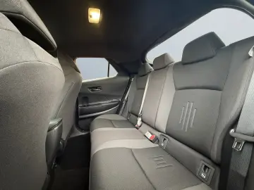 TOYOTA C-HR 1.8 Hybrid Team Deutschland  LED SHZ ACC CAM