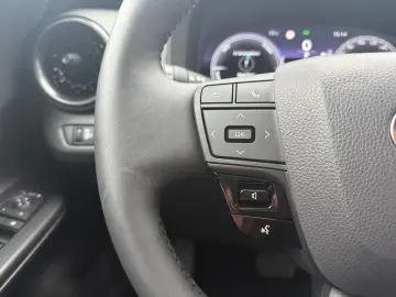 TOYOTA C-HR 1.8 Hybrid Team Deutschland  LED SHZ ACC CAM