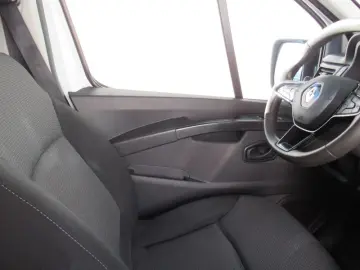 RENAULT TRAFIC 2.0 Blue dCi 110CP L2 Zen