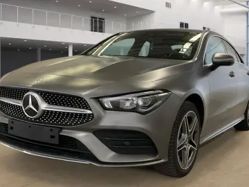 MERCEDES-BENZ CLA 250 e AMG Kamera Sound LED 18 Alcantara