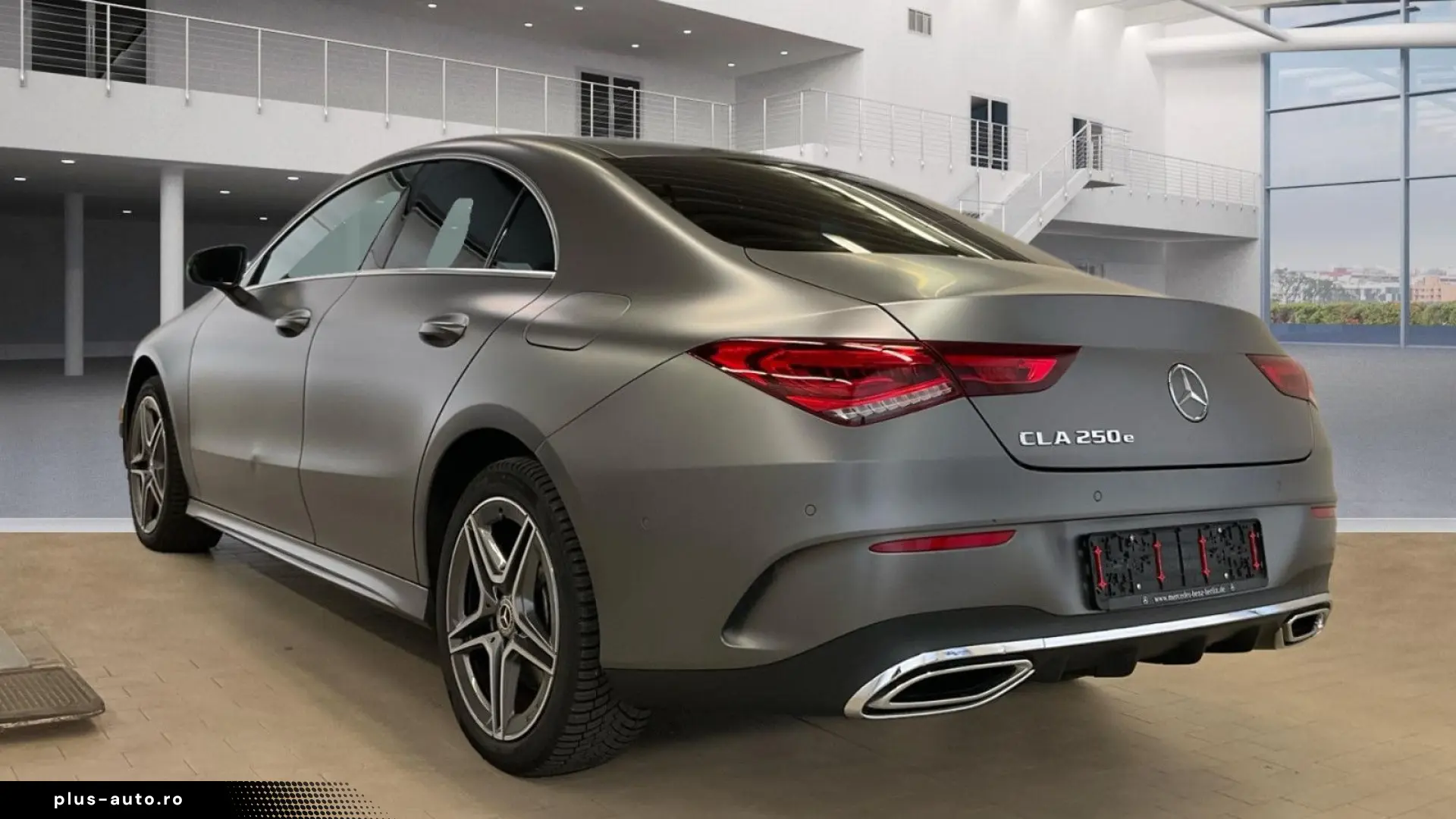 MERCEDES-BENZ CLA 250 e AMG Kamera Sound LED 18 Alcantara