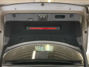 MERCEDES-BENZ CLA 250 e AMG Kamera Sound LED 18 Alcantara